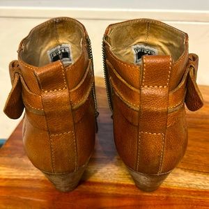 Frye Leather Ankle Boots 8.5